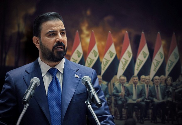 رئيس الحكومة العراقية علي الزيدي وفي الخلفية صور من الحرب بين إيران والولايات المتحدة