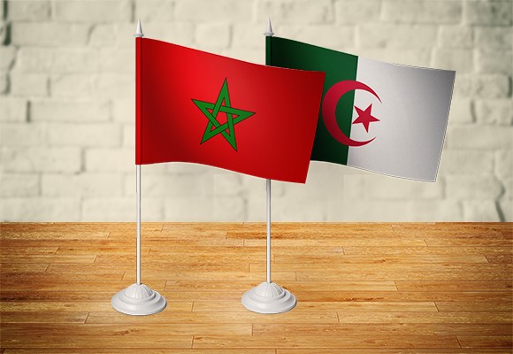ملك المغرب محمد السادس يدعو إلى حوار مباشر مع الجزائر