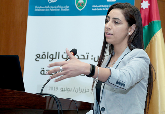 حنين مجادلة