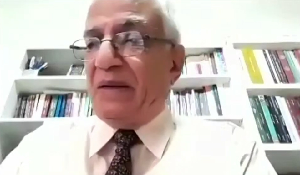 أحمد زكريا الشلق