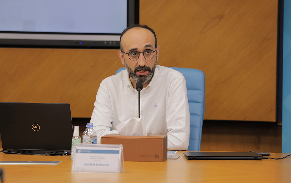 Cristóbal Kaltwasser Giving a Public Lecture on 