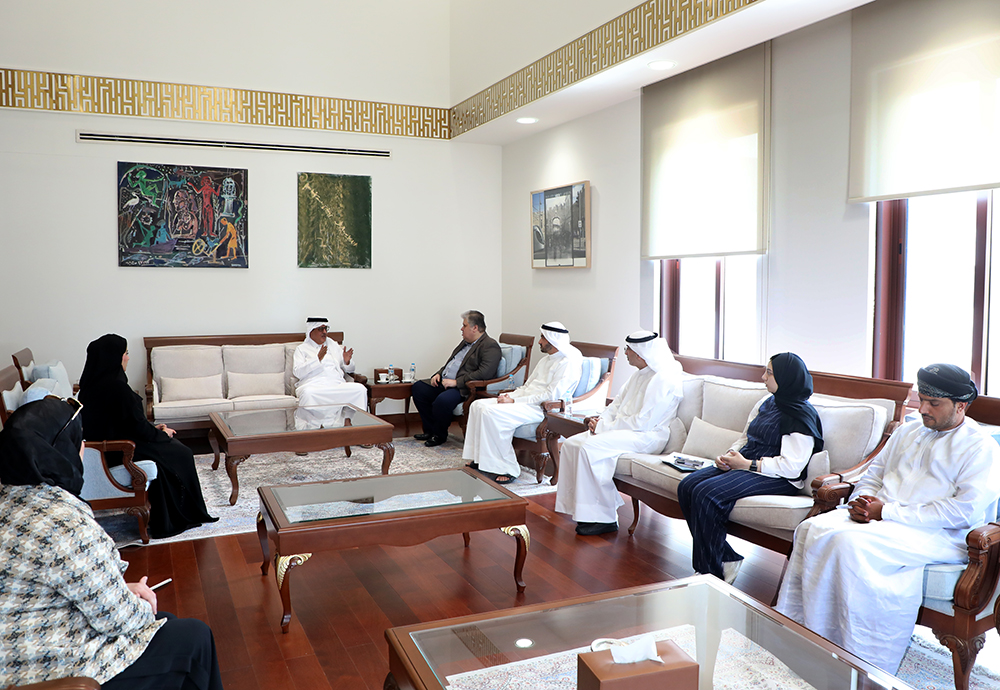 جلسة جمعت أعضاء من وحدة دراسات الخليج والجزيرة العربية بممثلي مركز قطر للصحافة