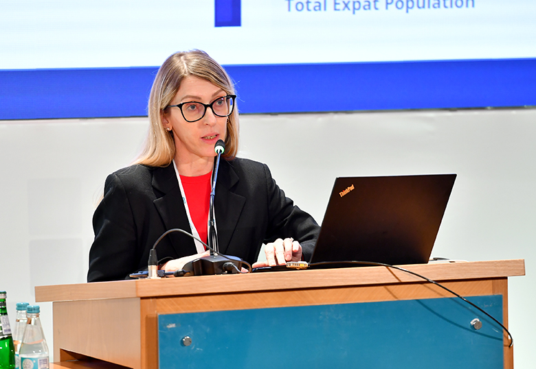 Simona Azzali - The Gulf City, Rapid Urban Transformations, and Globalization: A Critical Review of Current Urban Planning Practices