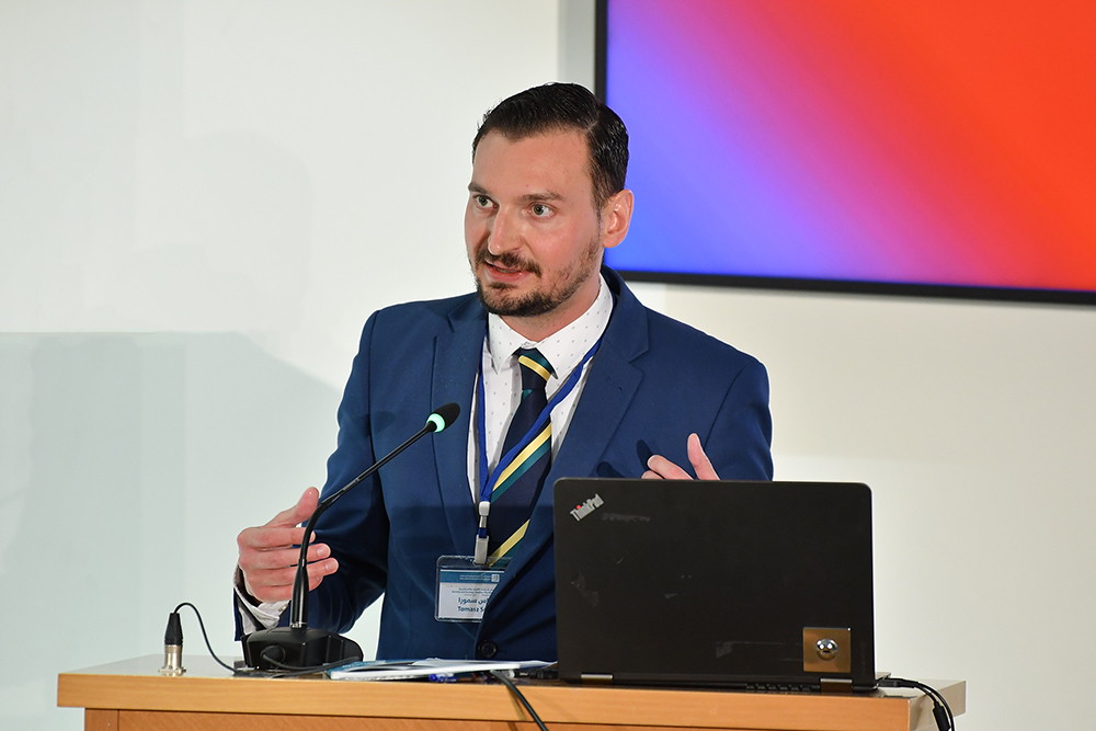 Tomasz Smura: Modernisation of the Chinese People