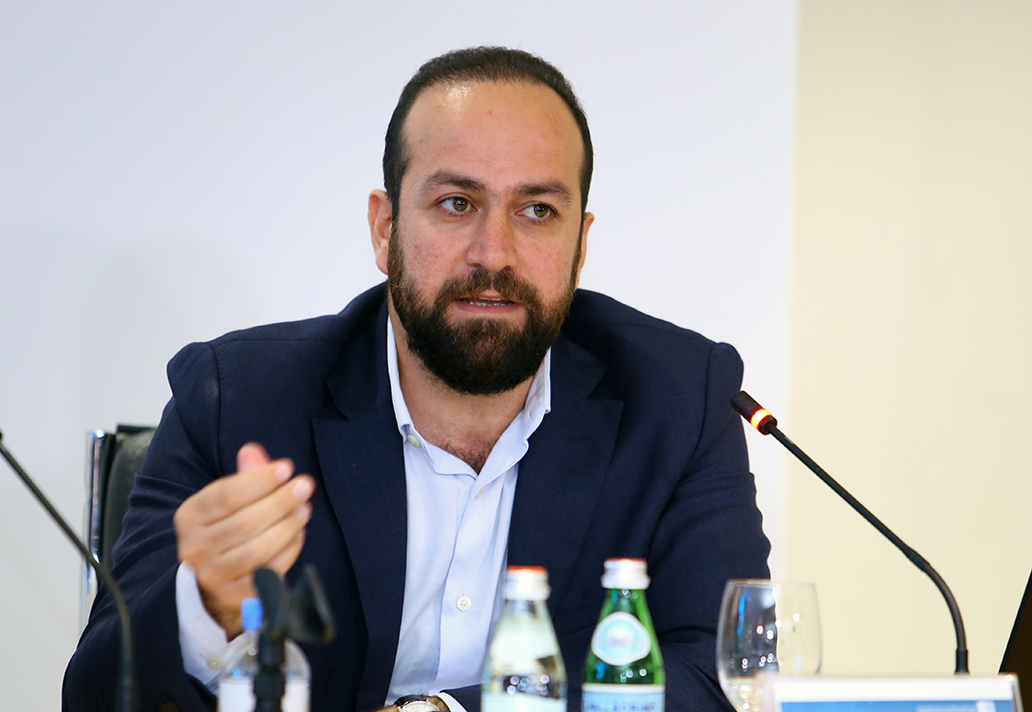 Hamzeh Almoustafa: From Arms to Negotiations: A Comparative Study of the Transformations of the Syrian Islamist Movements Ahrar al-Sham, Jaysh al-Islam and Faylaq al-Sham