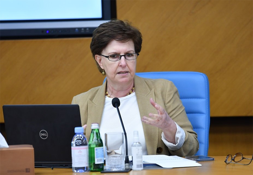 إليزابيث كساب: الفكر العربي السياسي "المعاصر" ومحاولة تحقيب جديد له