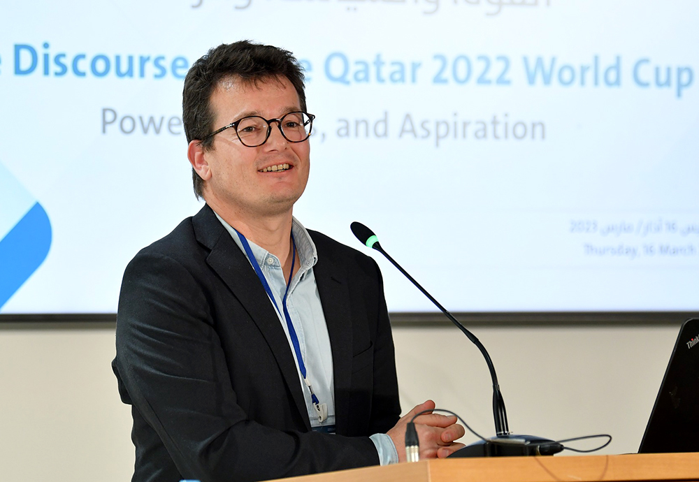 Laurent Bonnefoy: Qatar 2022: Competing Narratives in Europe and in the Arab World
