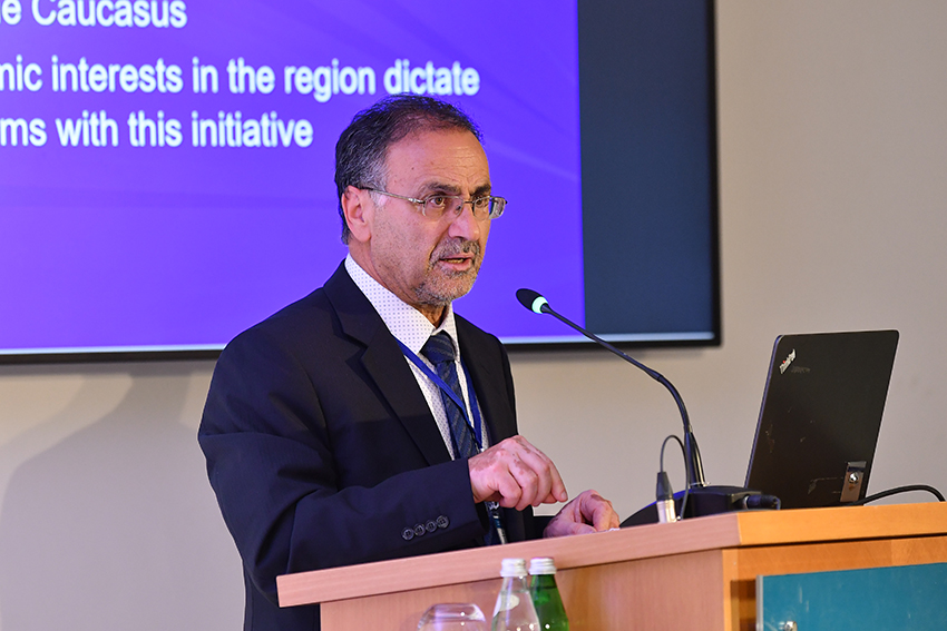 جواد حيران نيا ومحمود منشبوري: رئيسي والسياسة الخارجية الإيرانية تجاه جنوب القوقاز