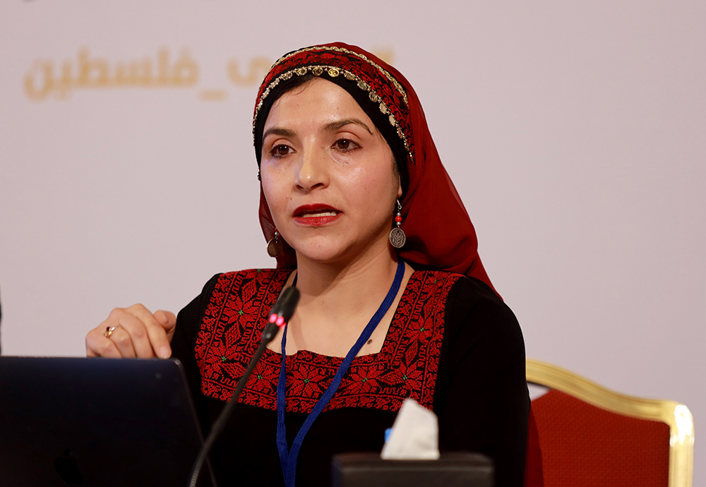 خلود العجارمة : زراعة التبغ في فلسطين: صراعات المزارعين على ملكية الأرض في سياق الاستعمار الاستيطاني